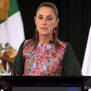 Sheinbaum llama a la banca a impulsar el crecimiento con innovación y bienestar compartido