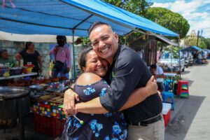 “Vadillo eres nuestro mejor aliado”: tianguistas de Mérida