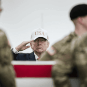 Trump envía soldados a Medio Oriente