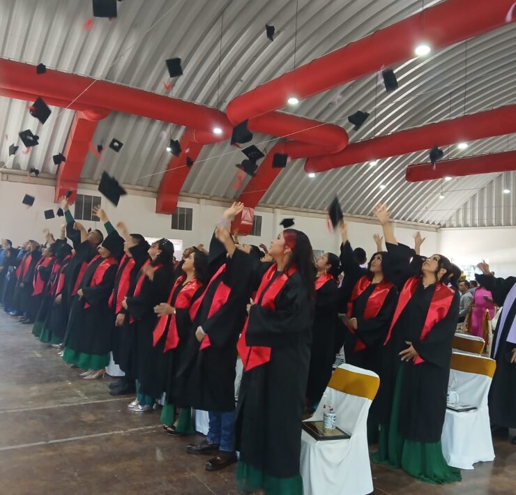 Universidad Alfa y Omega gradúa a nueva generación