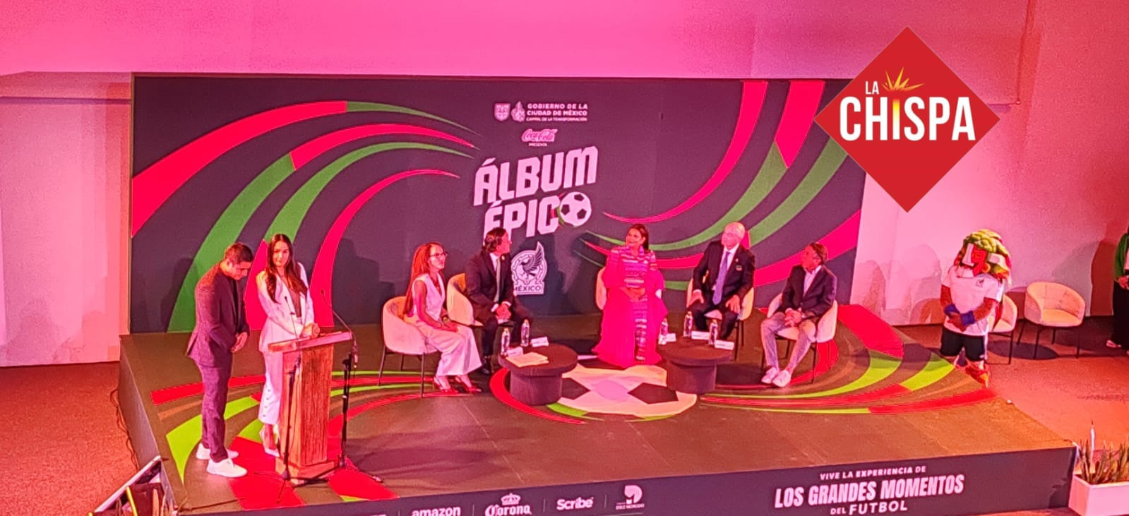 ​El fútbol vuelve a su origen: Inauguran "Álbum Épico" en Iztapalapa con la presencia de FIFA