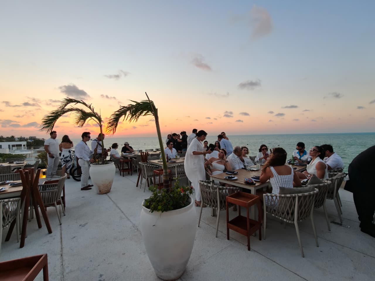 Promociones y música en vivo durante el fin de semana