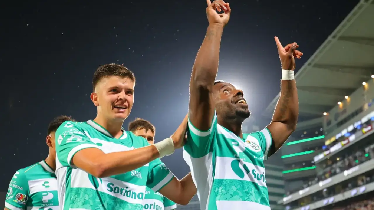 América le regaló el empate a Santos en un cierre dramático