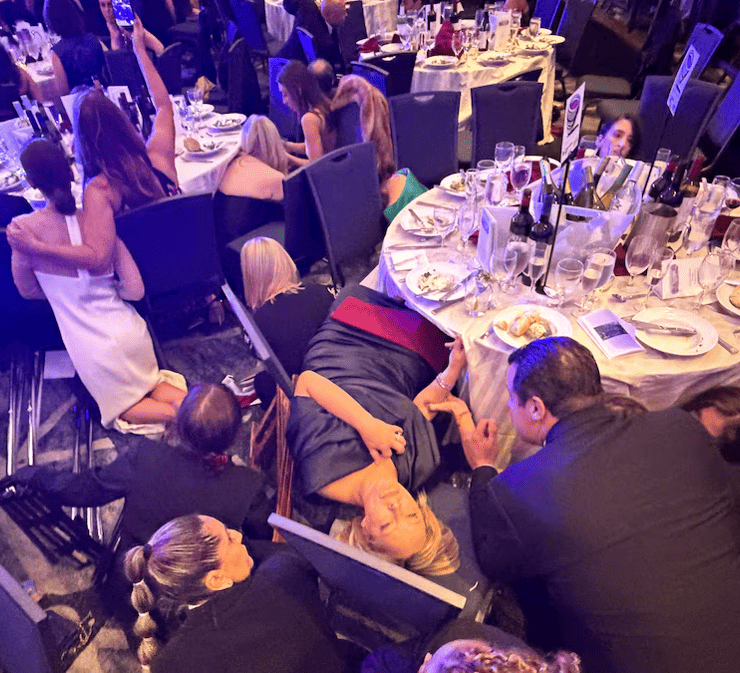 Atacante en gala de corresponsales con Trump i