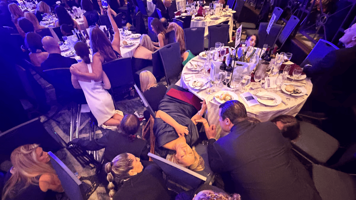 Atacante en gala de corresponsales con Trump i