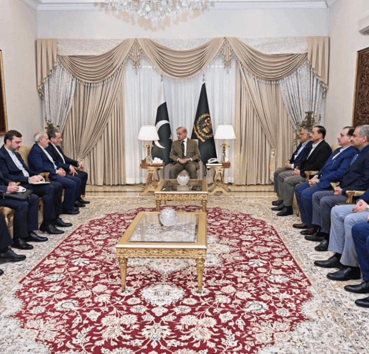 Canciller iraní abandona Pakistán sin diálogo con EEU