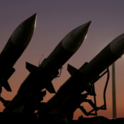 Irán amenaza a Google, Microsoft y Meta