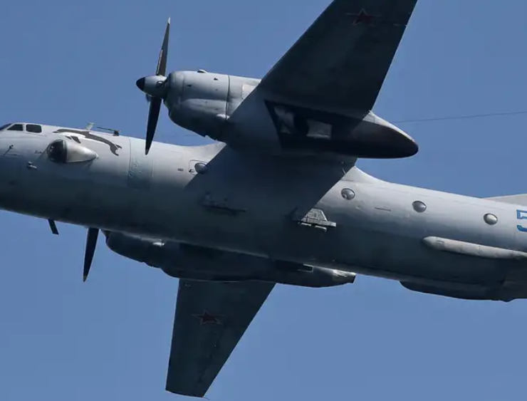 Avión militar ruso se estrella en Crimea y deja más de 20 fallecidos