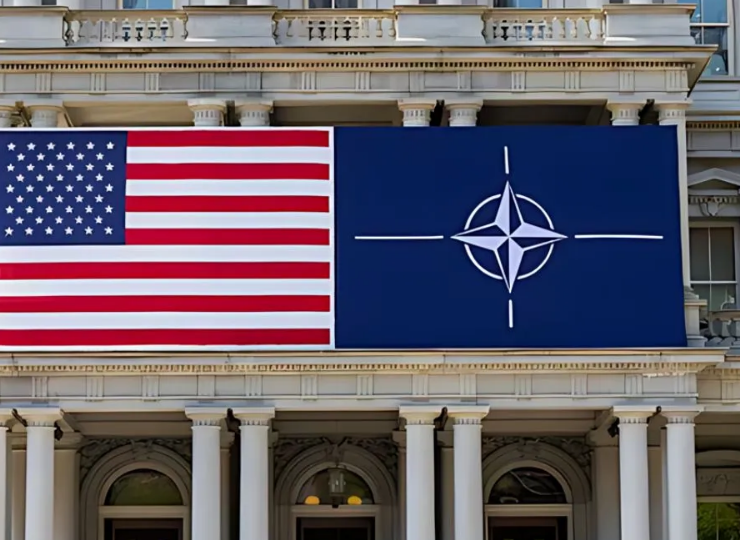 EEUU quiere reexaminar relación con la OTAN