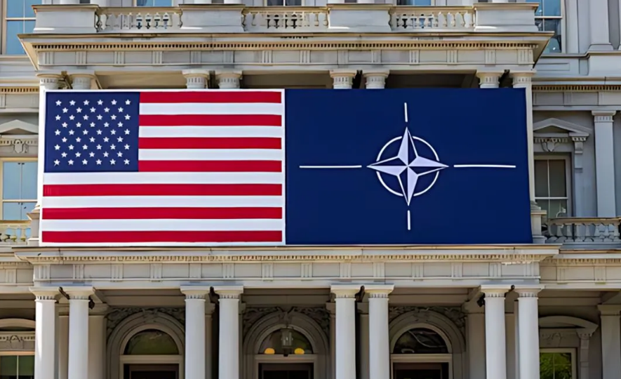 EEUU quiere reexaminar relación con la OTAN