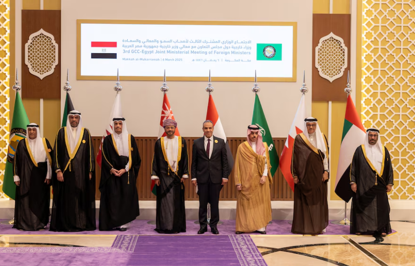 Países del Golfo hablan con la ONU para usar la fuerza contra Irán