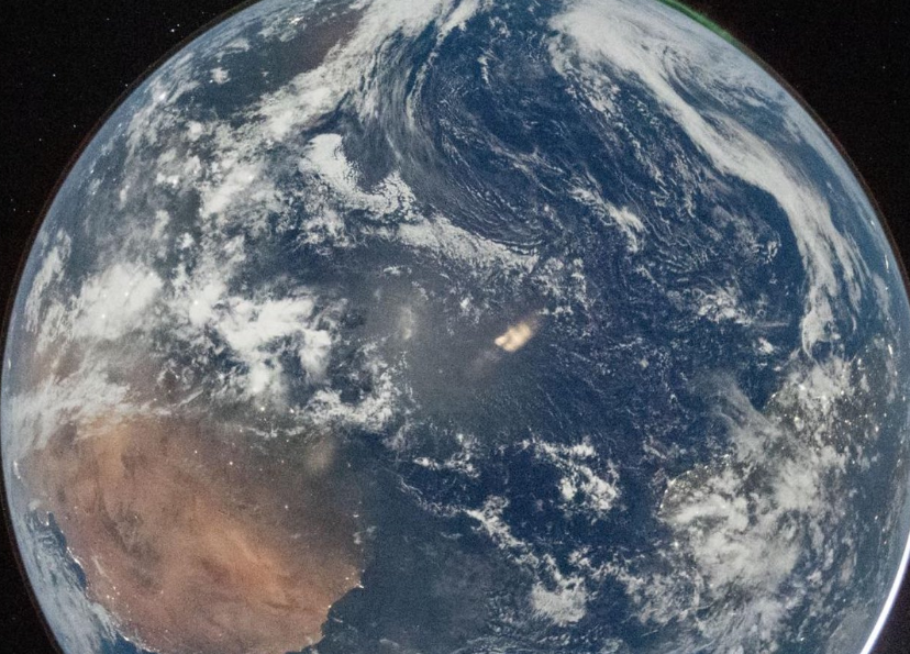 La NASA lanza una superfotografía de la Tierra mostrando el avance en calidad