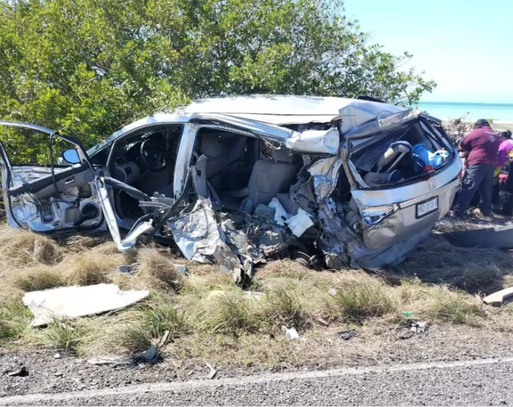 Milagro en la carretera Isla Aguada-Cd del Carmen impacta a todos