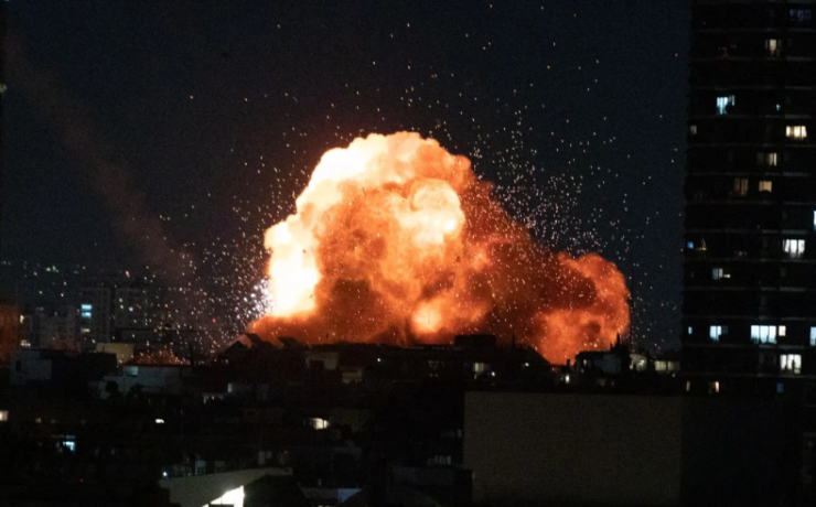 Irán lanza ola de ataques contra infraestructura energética