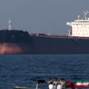 El retorno del tráfico por el estrecho de Ormuz