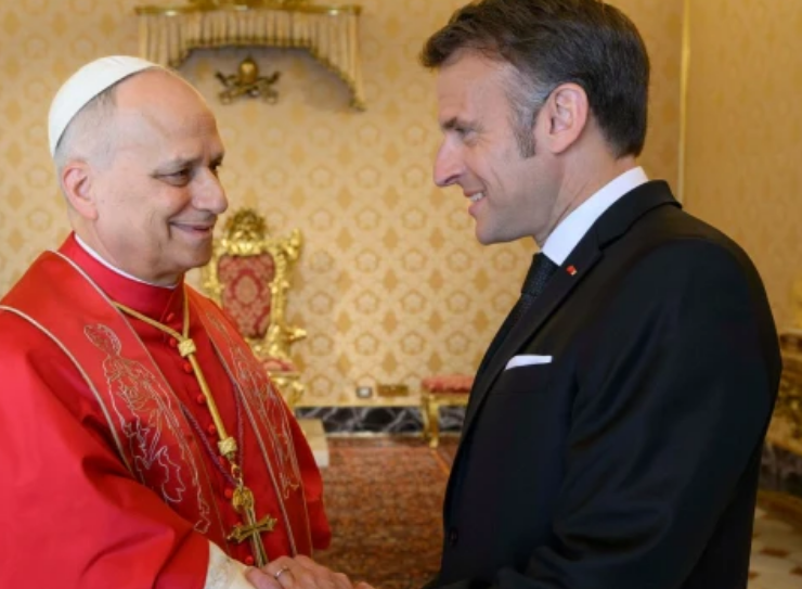 Primer encuentro oficial entre el Papa León XIV y Macron