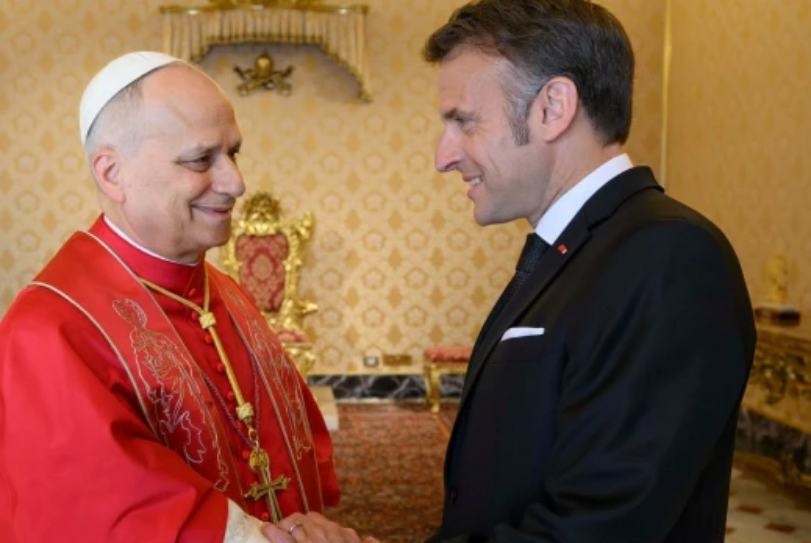 Primer encuentro oficial entre el Papa León XIV y Macron