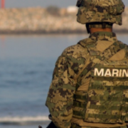 La Marina clausura su curso de elite impactante