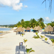 Descarta privatización de Playa Bonita en Campeche