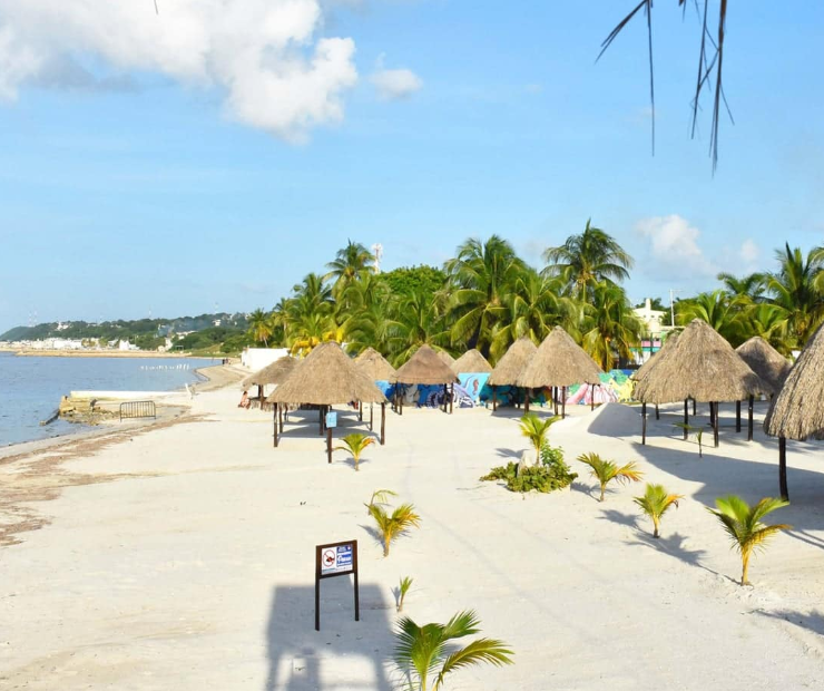 Descarta privatización de Playa Bonita en Campeche