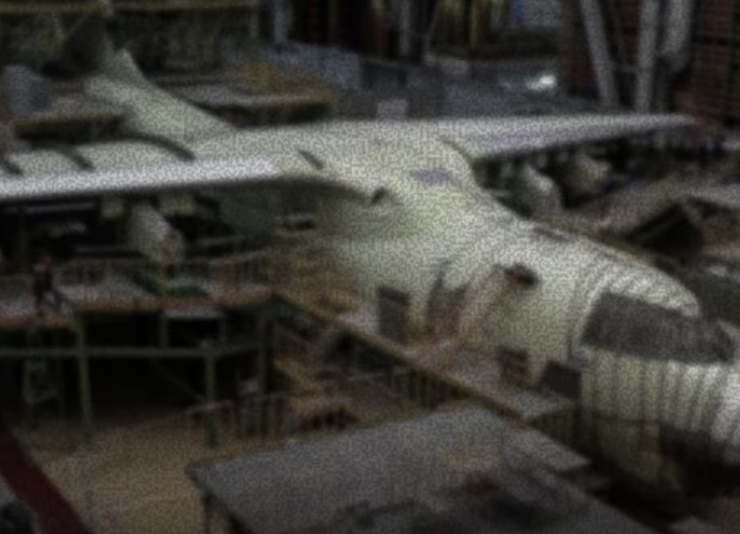 Ucrania destruye fabrica de aviones militares rusos