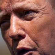 Congresistas piden remover a Trump bajo la Enmienda 25