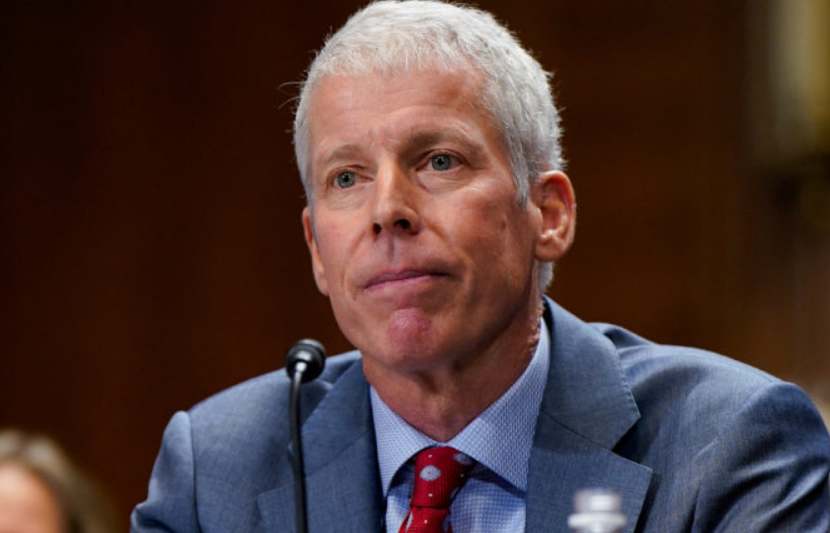 Declaraciones cruzadas sobre el precio de la gasolina