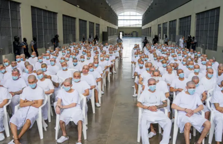 El megajuicio contra centenares de supuestos pandilleros arranca en El Salvador