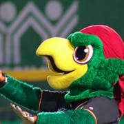 "Lorenzillo" de los Piratas sufre un cambio de imagen impactante