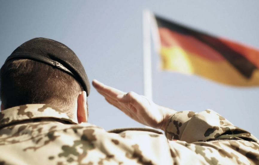 Alemania presenta estrategia militar para hacer frente a Rusia