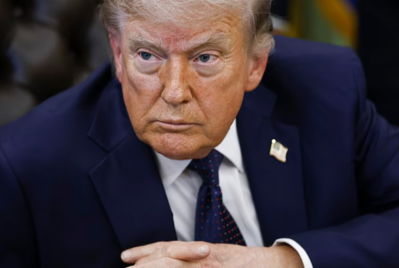 Trump sanciona a refinería y a 40 navieras de China por negocios con Irán