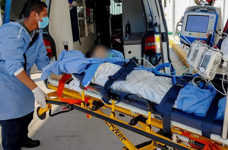 IMSS traslada a menores quemados a Texas en impresionante operativo