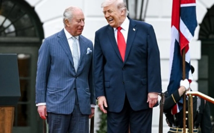 Casa Blanca nombra “rey” a Trump durante visita de un verdadero rey