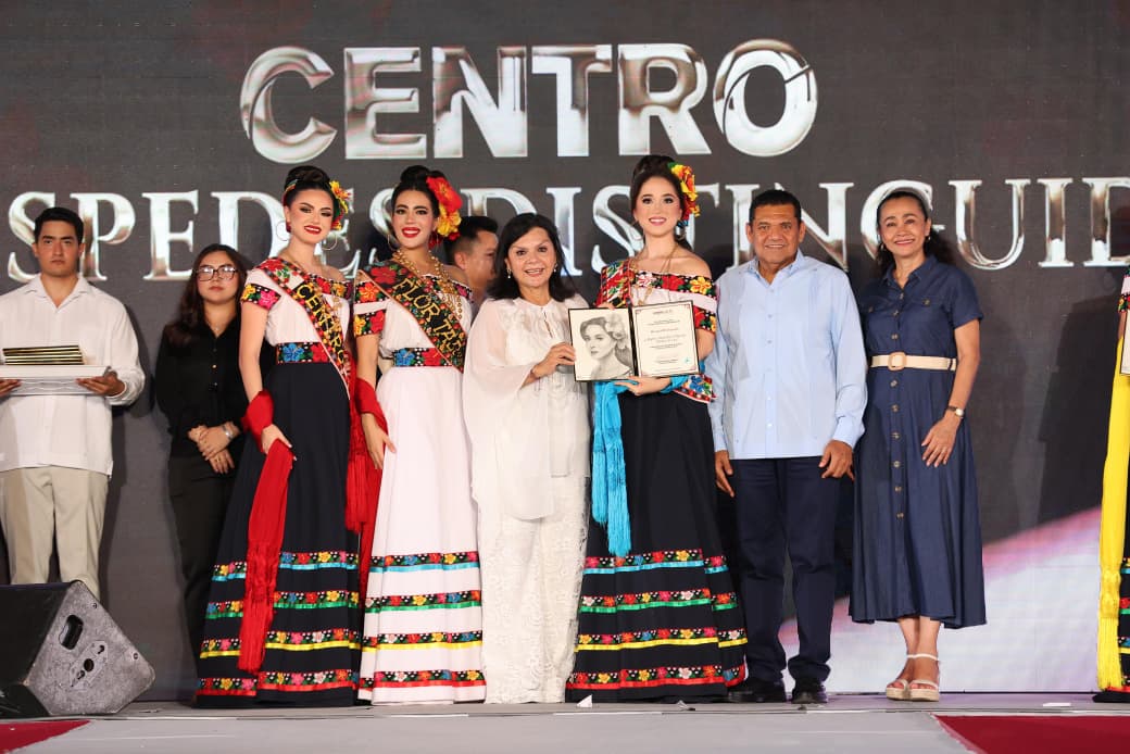Centro reconoce a embajadoras como Huéspedes Distinguidas