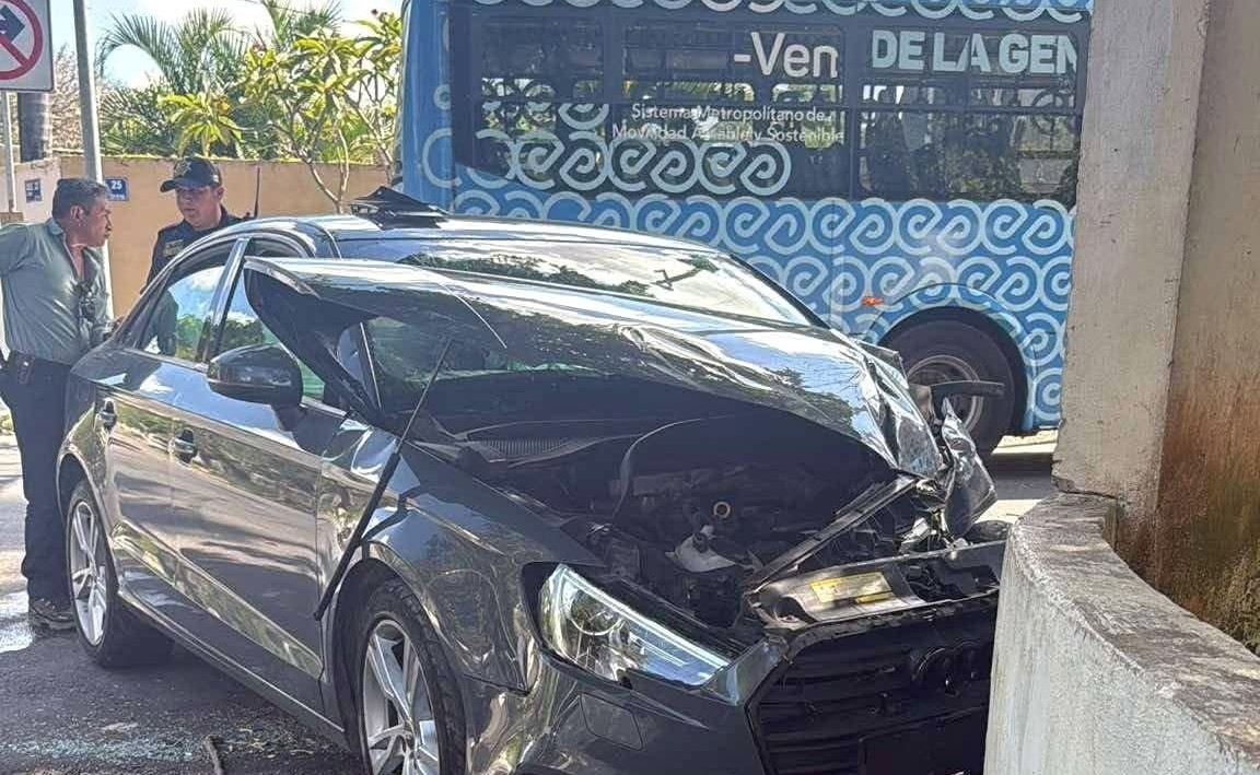 Choque con Va y Ven deja heridos en Itzimná