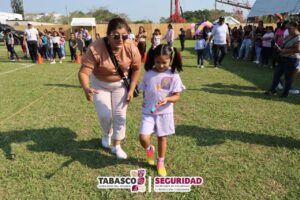 Familias completas convivieron en un ambiente de alegría y unión, reafirmando el compromiso con la niñez durante el festejo donde SSPC celebró con alegría el Día de la Niña y el Niño.
