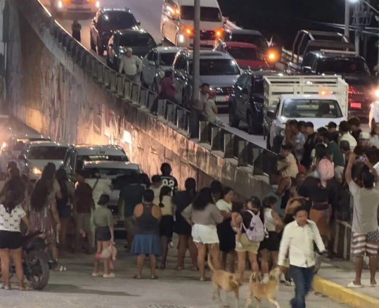 Detienen a activista "Juanito" defensor de cenotes y estalla protesta en Akumal