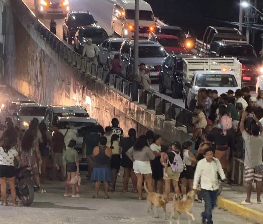 Detienen a activista "Juanito" defensor de cenotes y estalla protesta en Akumal