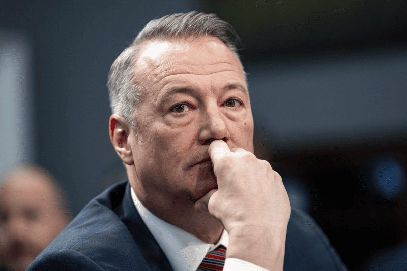 Director del ICE renuncia en medio de tensiones