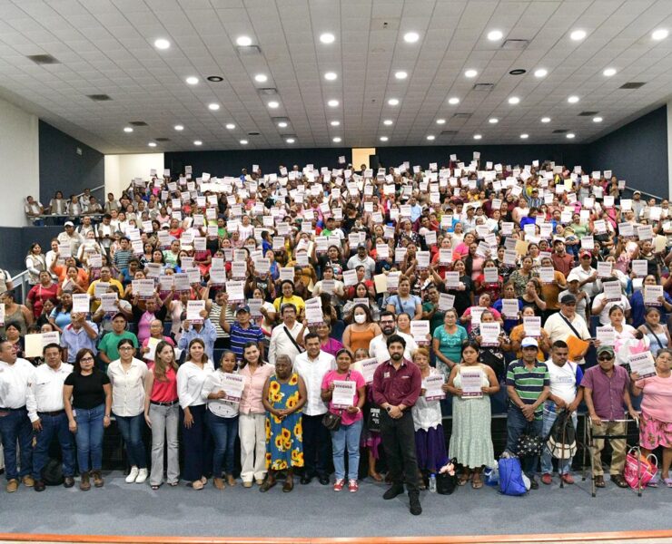 Entregan 485 certificados del programa Viviendas del Bienestar en Tabasco
