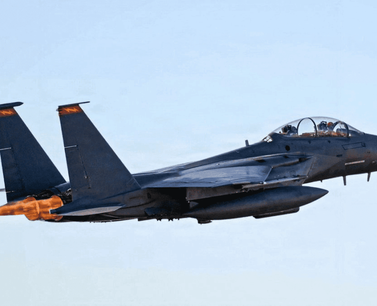 Estados Unidos rescata a piloto de caza derribado en Irán