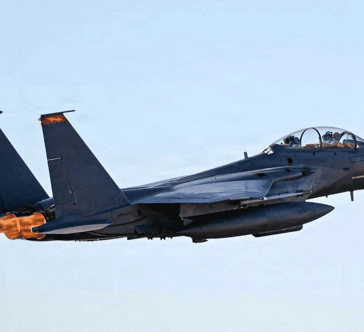 Estados Unidos rescata a piloto de caza derribado en Irán