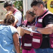 Apoyo total: Gobierno del Estado atiende a familias tras incendio en Dzununcán