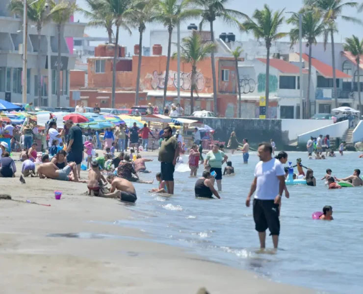 Gran afluencia hotelera en Veracruz impulsa el turismo en Semana Santa 2026