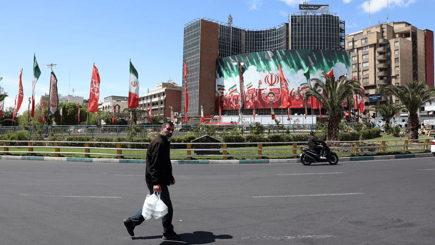 Irán amenaza con cerrar el golfo Pérsico
