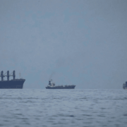 Irán plantea a EEUU reabrir el Estrecho de Ormuz