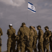 Israel afirma que mantendrá control militar en el sur del Líbano