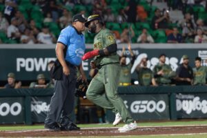 Los Leones de Yucatán vencieron 8-4 a los Diablos Rojos del México este miércoles en el Parque de Beisbol Kukulcán