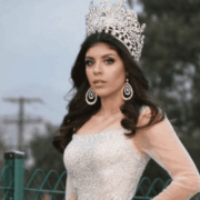 Madre de Carolina Flores