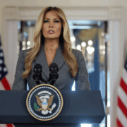 Melania Trump rechaza vínculos con Jeffrey Epstein